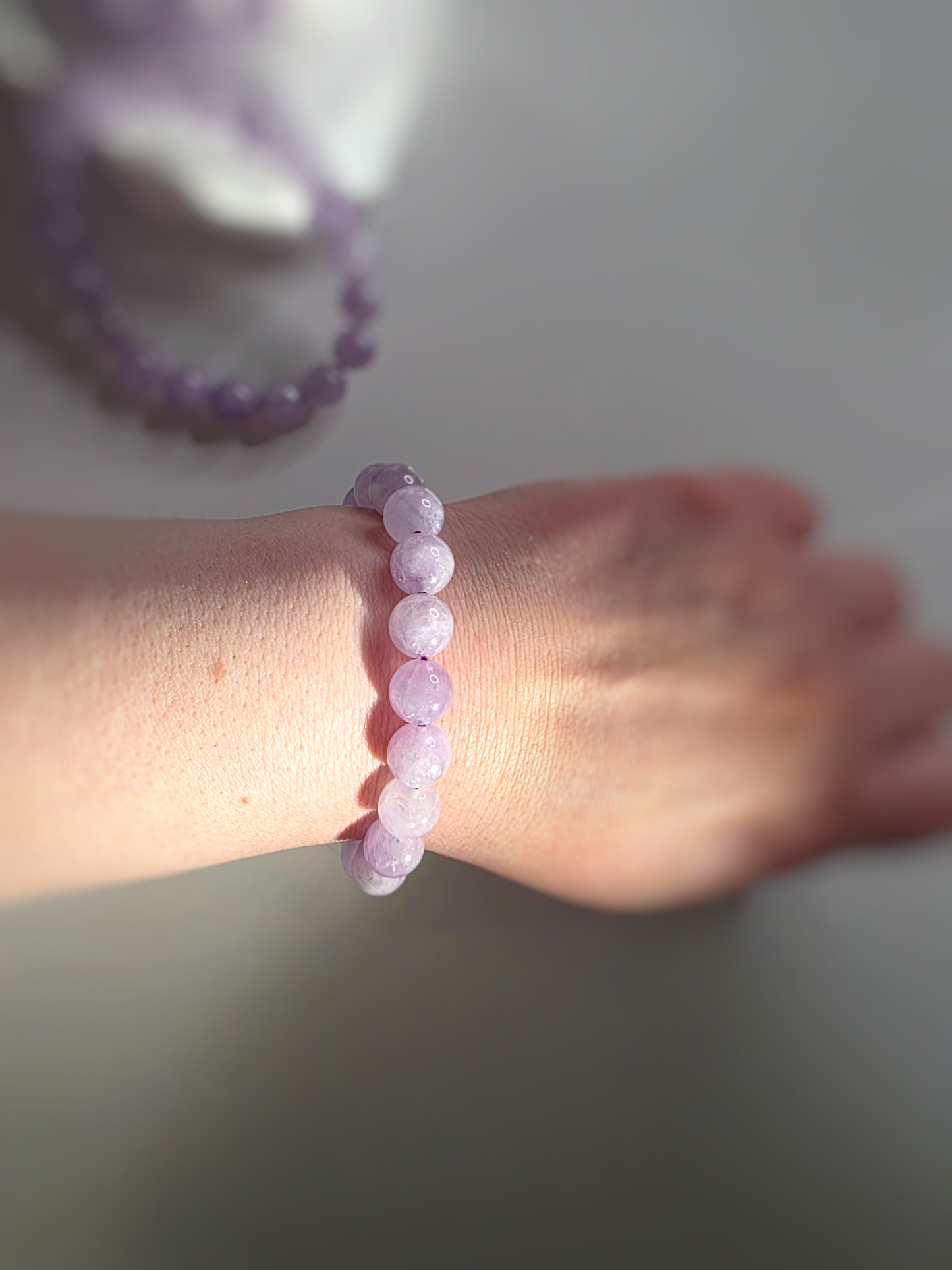Lavendel Amethyst Armband Detailansicht - intensive violette Färbung Premium Qualität