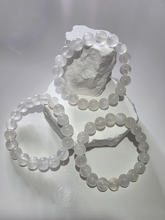 Selenit Armband Detail - natürlicher Glanz Premium Qualität