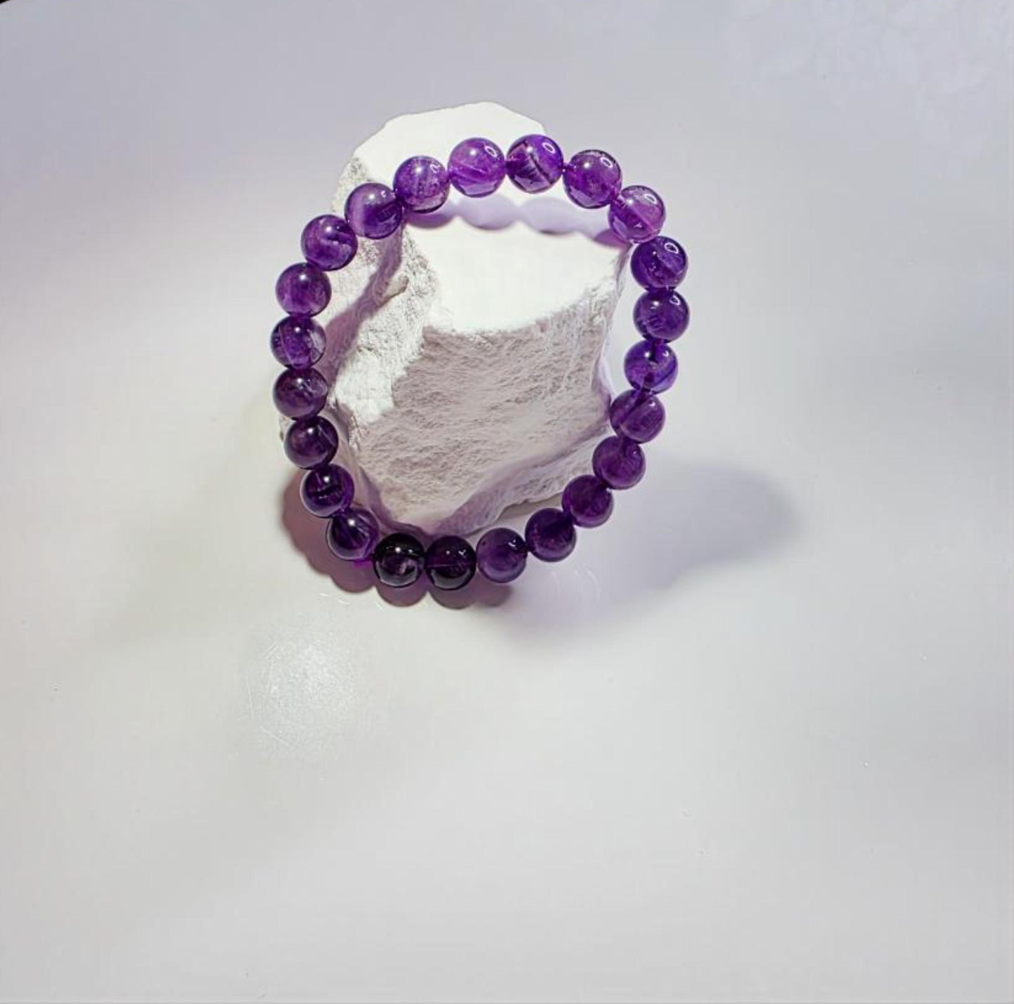 Amethyst Armband Nahaufnahme - gleichmäßige Perlen hochwertig
