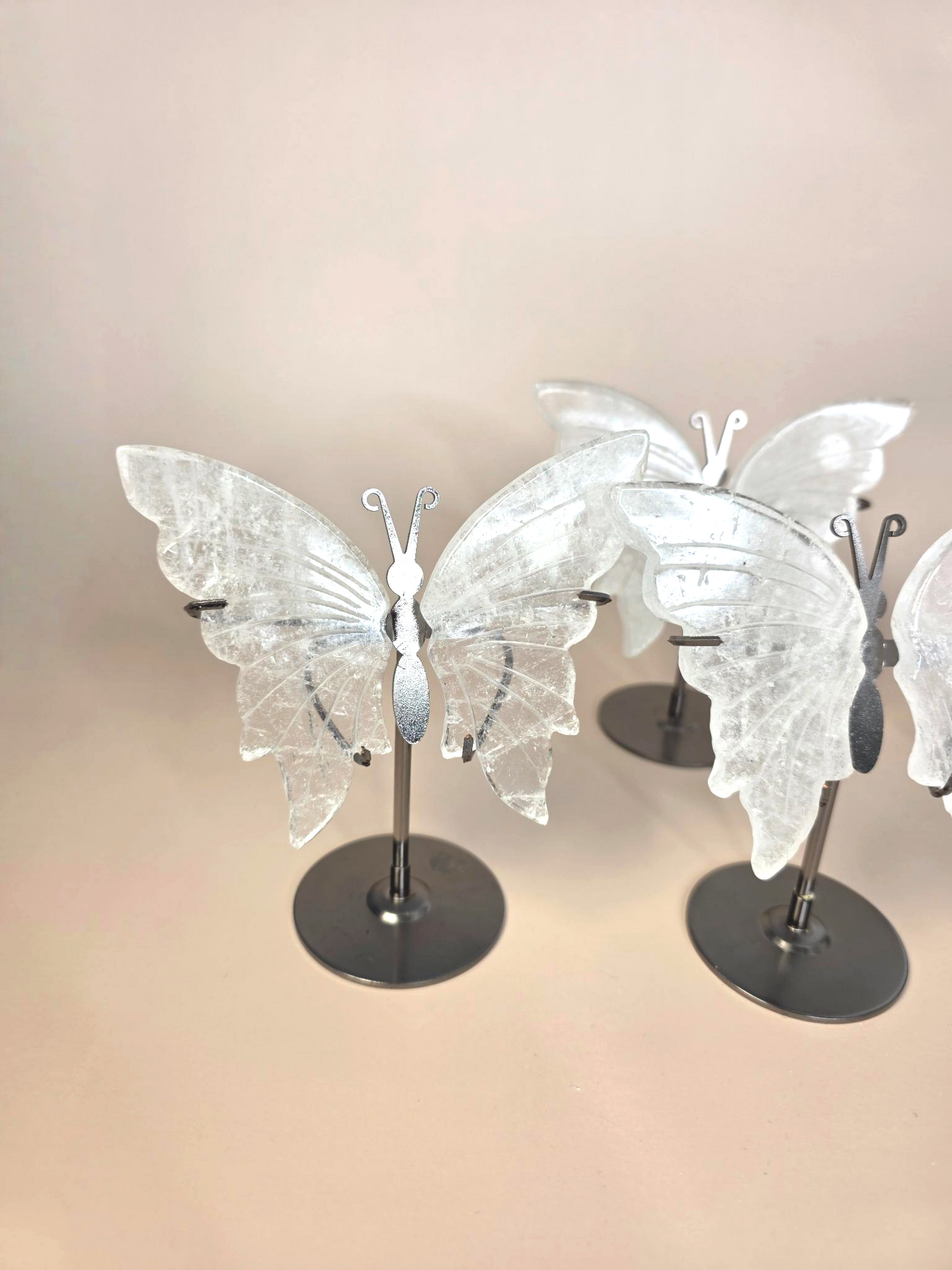 Bergkristall Schmetterling Seitenansicht - natürliche Einschlüsse Unikat
