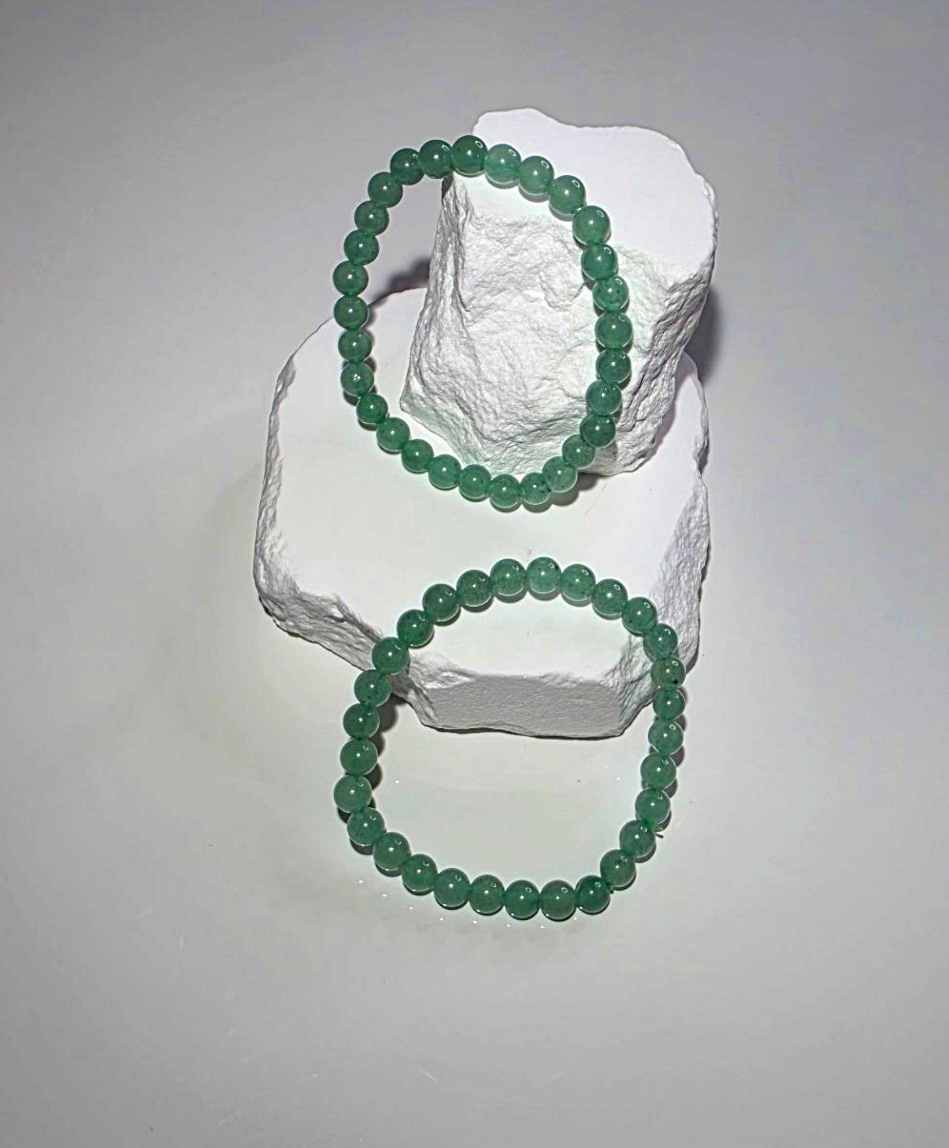 Grünes Aventurin Armband - Glücksstein Perlen mit Glitzereffekt
