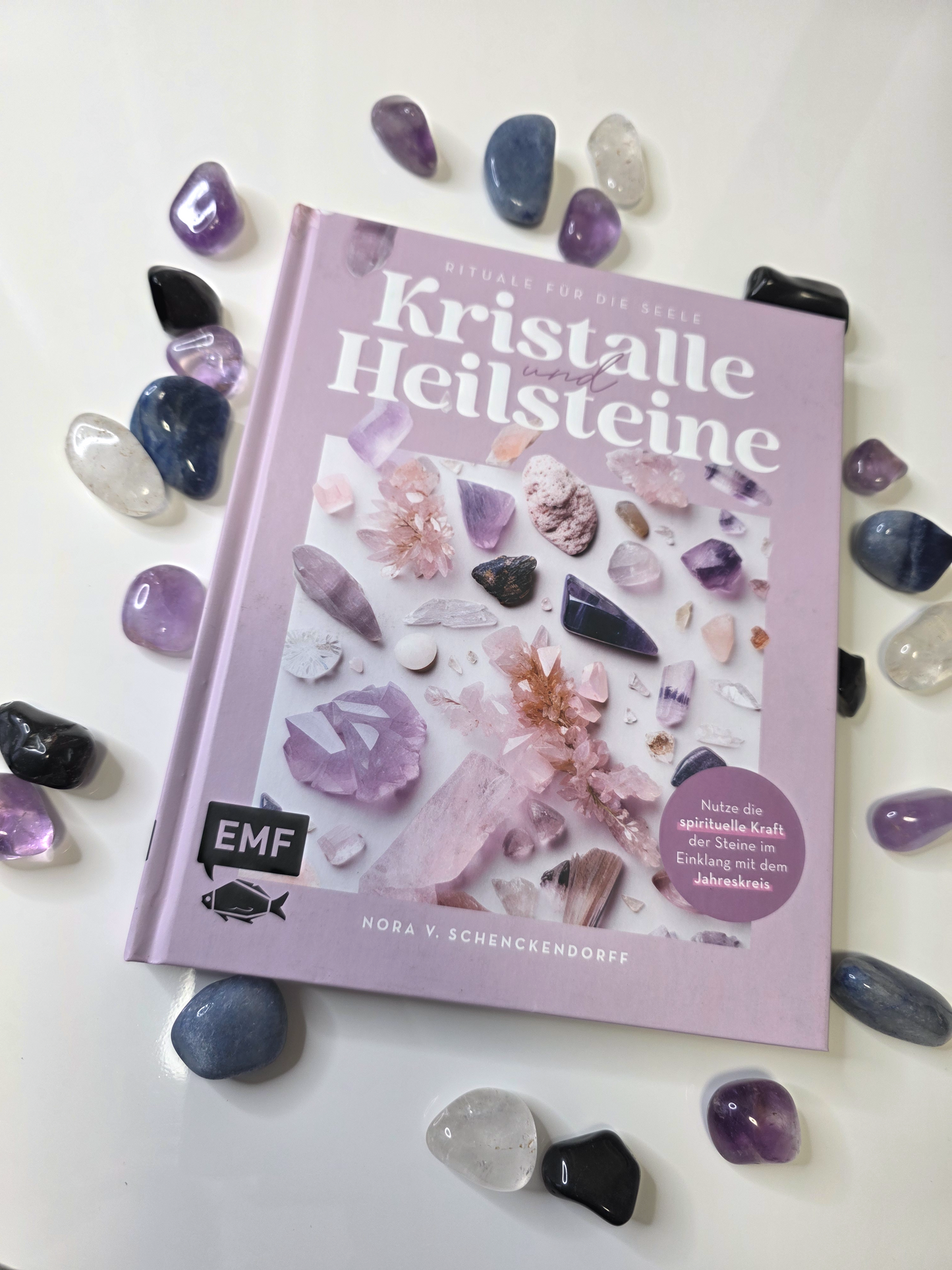 Kristalle & Heilsteine Buch