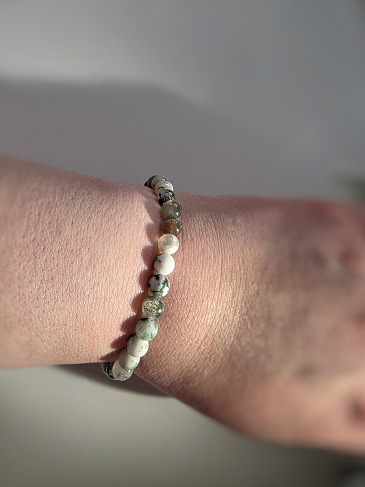 Moosachat Armband Nahaufnahme - Unikat aus der Natur
